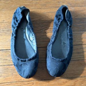 Coach Aly signature C black size 10 cute!